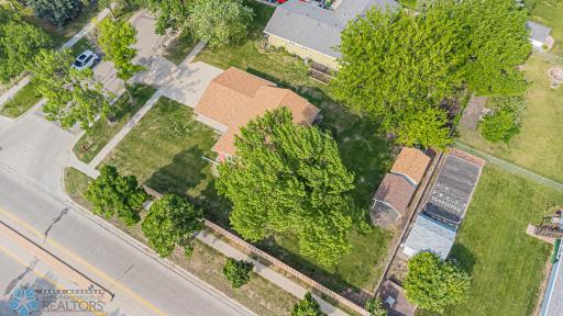 838 8th Avenue E, West Fargo, ND 58078