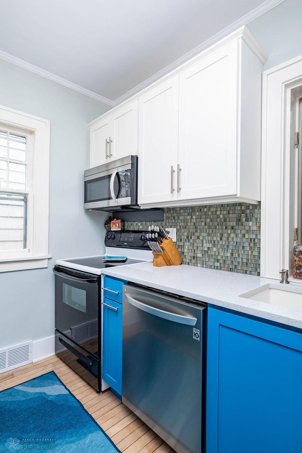 Stainless appliances