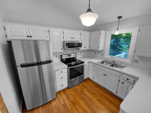 1213 Parkwood Court, Burnsville, MN 55337