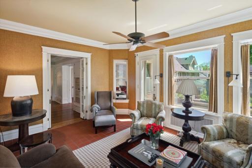 226 Grotto Street S, Saint Paul, MN 55105