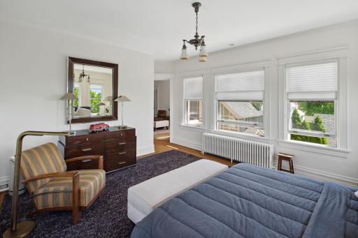 226 Grotto Street S, Saint Paul, MN 55105