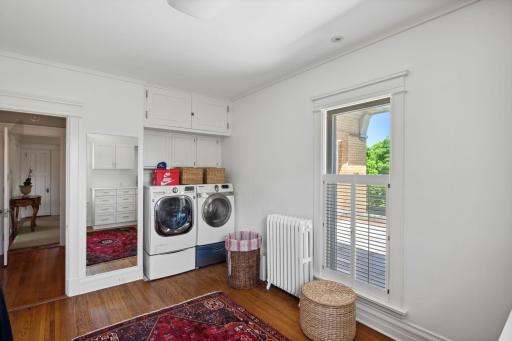 226 Grotto Street S, Saint Paul, MN 55105