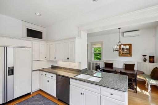 226 Grotto Street S, Saint Paul, MN 55105