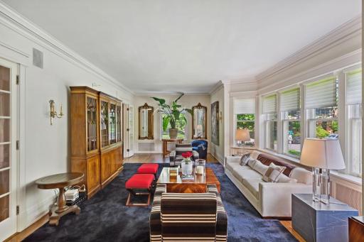 226 Grotto Street S, Saint Paul, MN 55105