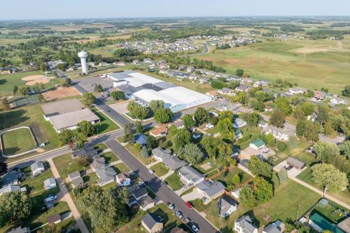 609 4th Street NE, Montgomery, MN 56069
