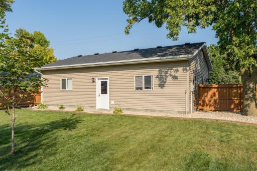609 4th Street NE, Montgomery, MN 56069