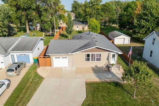 609 4th Street NE, Montgomery, MN 56069
