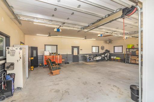 609 4th Street NE, Montgomery, MN 56069