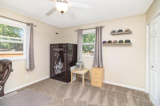 609 4th Street NE, Montgomery, MN 56069