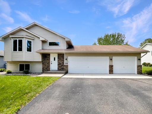 1708 Fountain Lane, Waconia, MN 55387