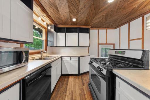 33230 Lake Emily Road, Saint Peter, MN 56082
