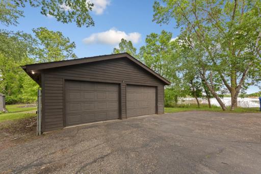 33230 Lake Emily Road, Saint Peter, MN 56082