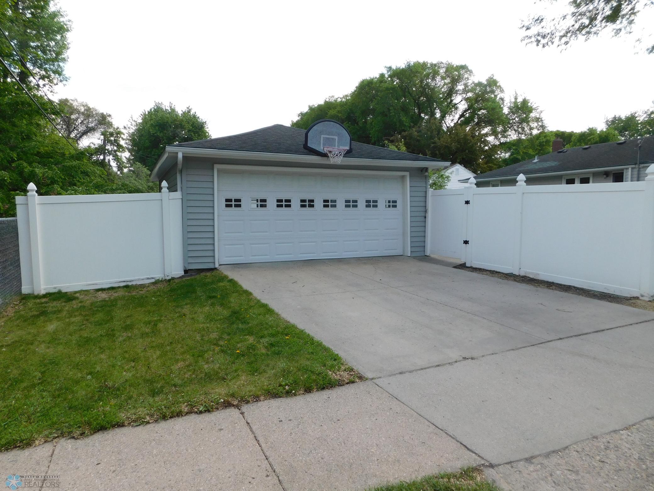 garage