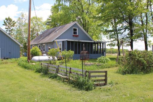 44500 Elmcrest Avenue, Harris, MN 55032