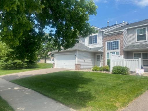 312 Wagon Wheel Lane, Chaska, MN 55318