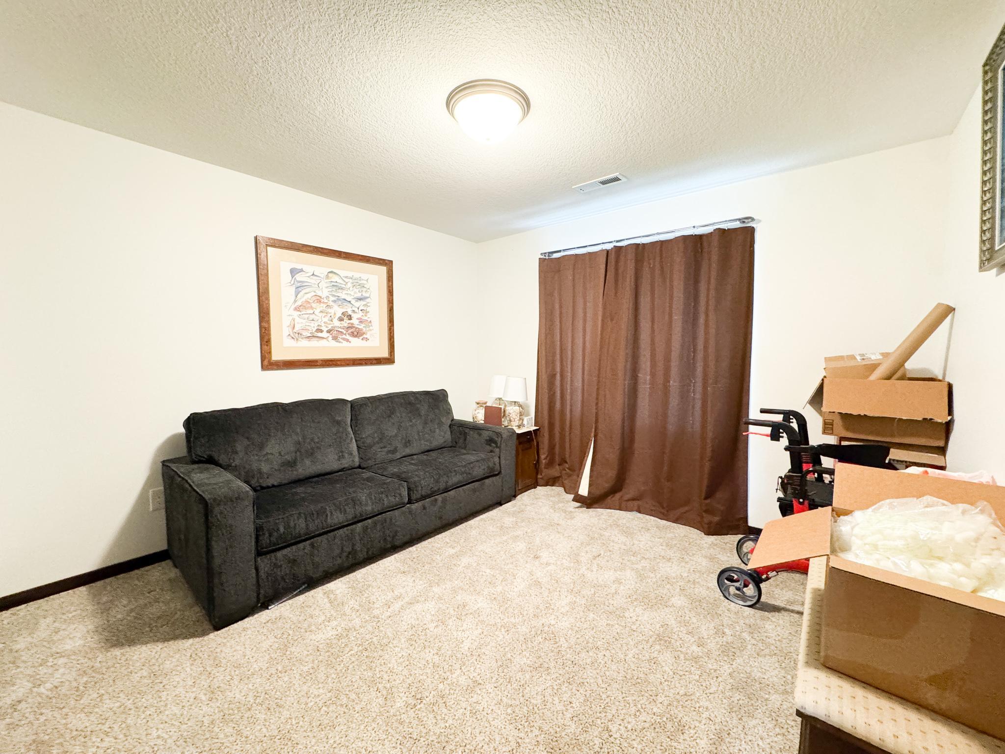 Bedroom-2.jpg