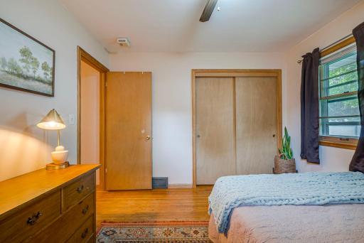 10-web-or-mls-First Person Visuals 812 17th St_09.jpg