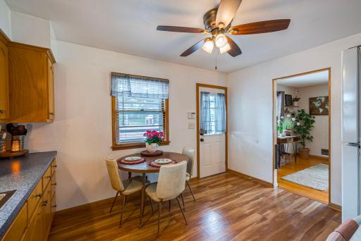 13-web-or-mls-First Person Visuals 812 17th St_12.jpg