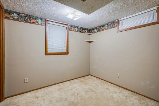 16-web-or-mls-First Person Visuals 812 17th St_15.jpg
