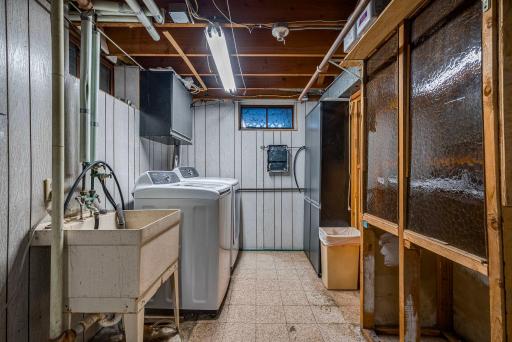 24-web-or-mls-First Person Visuals 812 17th St_23.jpg