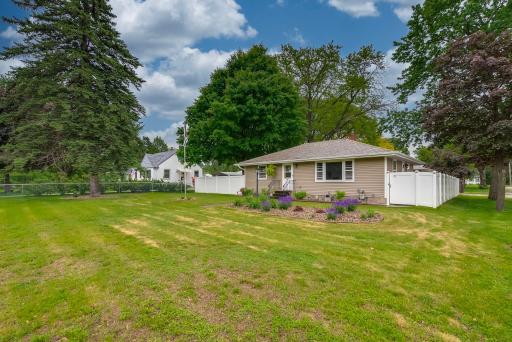 25-web-or-mls-First Person Visuals 812 17th St_25.jpg