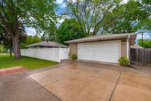 26-web-or-mls-First Person Visuals 812 17th St_26.jpg