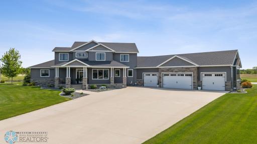 787 Riverbend Road, Oxbow, ND 58047