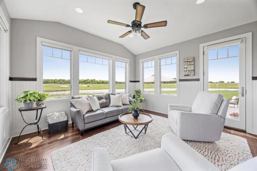 787 Riverbend Road, Oxbow, ND 58047