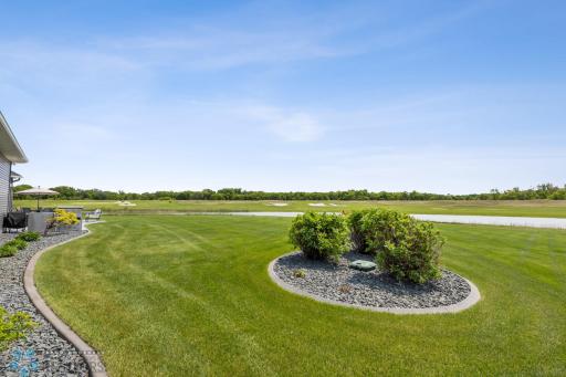 787 Riverbend Road, Oxbow, ND 58047