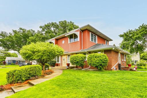 2816 29th Avenue NE, Minneapolis, MN 55418