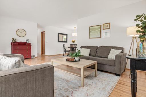 9301 10th Avenue S, Bloomington, MN 55420