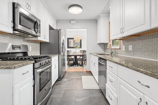 9301 10th Avenue S, Bloomington, MN 55420