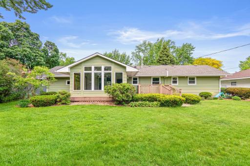 9301 10th Avenue S, Bloomington, MN 55420