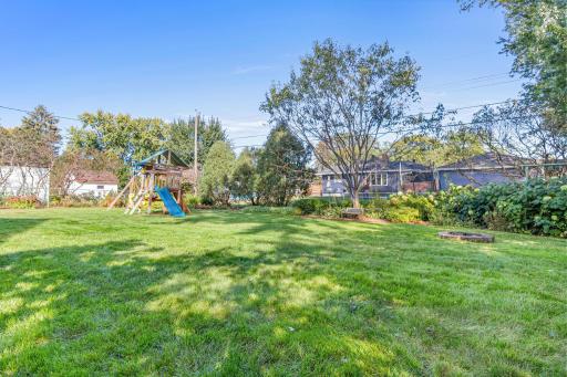 9301 10th Avenue S, Bloomington, MN 55420