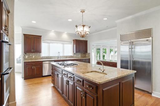 2645 Arcola Lane, Wayzata, MN 55391