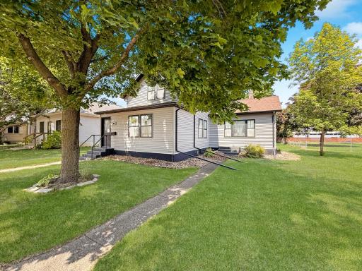 206 Oscar Avenue N, Canby, MN 56220