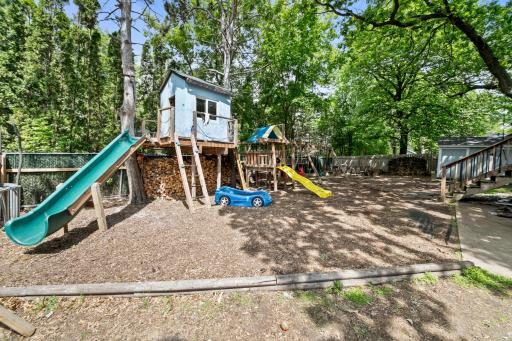 1701 132nd Lane NE, Minneapolis, MN 55449