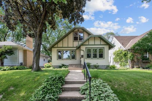 5136 16th Avenue S, Minneapolis, MN 55417