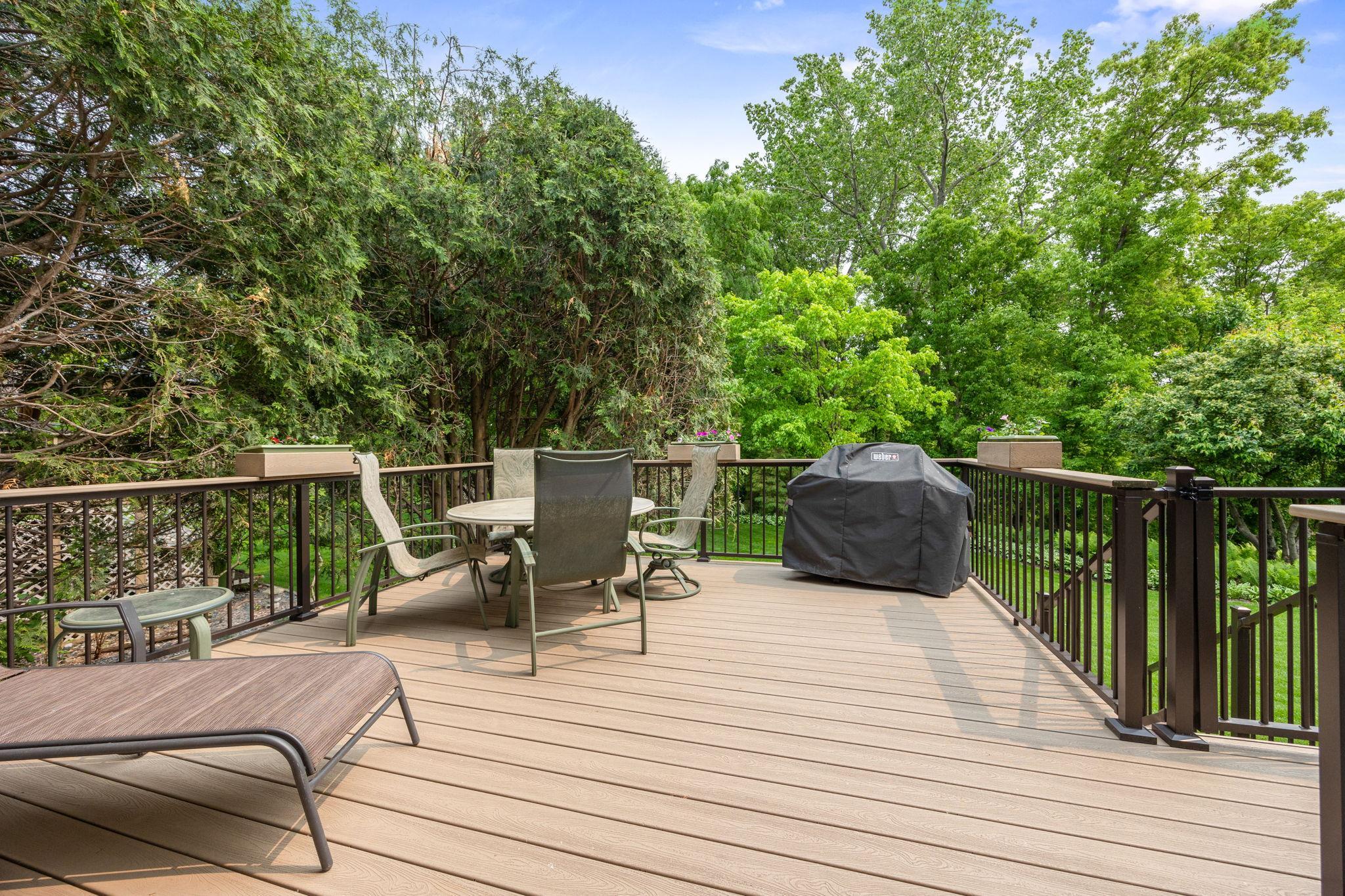 Maintenance-Free Deck