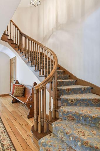 1150 Wyndmere Road, Orono, MN 55391