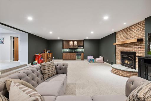 1150 Wyndmere Road, Orono, MN 55391