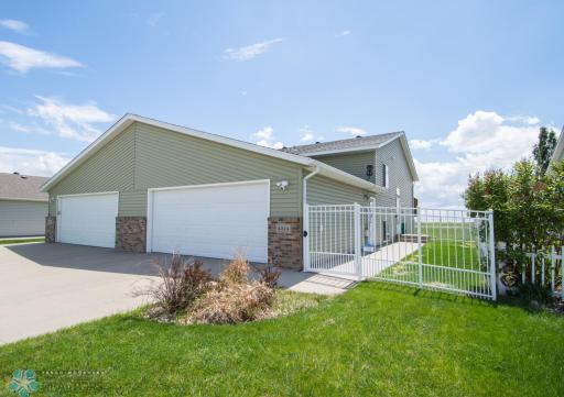 4814 51st Avenue S, Fargo, ND 58104