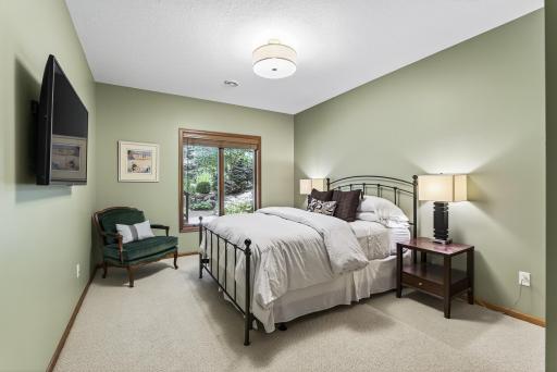 2170 Mcdow Lane, Maple Plain, MN 55359