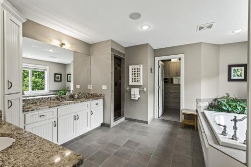 2170 Mcdow Lane, Maple Plain, MN 55359
