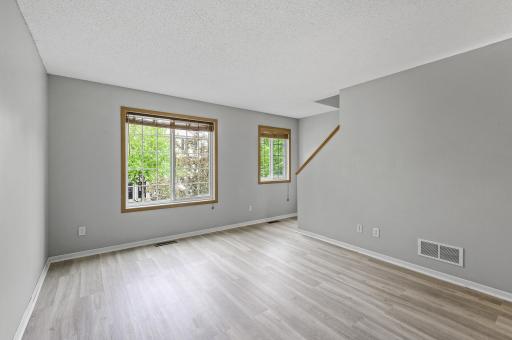 15546 Flyboat Lane, Apple Valley, MN 55124