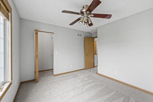15546 Flyboat Lane, Apple Valley, MN 55124