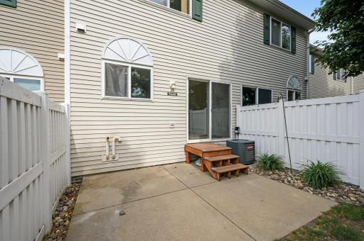 15546 Flyboat Lane, Apple Valley, MN 55124