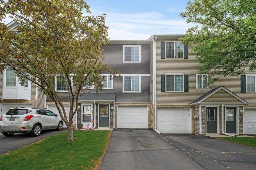 15546 Flyboat Lane, Apple Valley, MN 55124