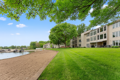 6813 Boudin Street NE, Prior Lake, MN 55372