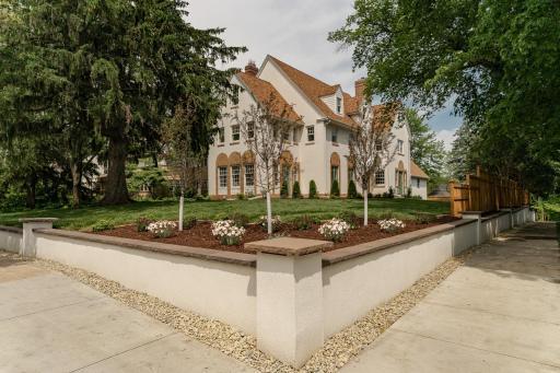 Photo for 925 6th Street SW, Rochester, MN 55902 - listing #6728663 925 6th Street SW, Rochester, MN 55902